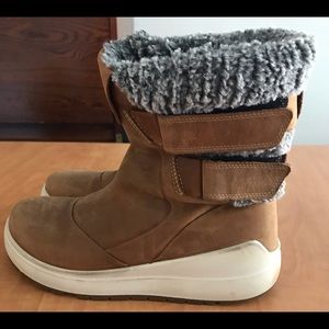 Ecco winter boot, tan brown, size 9 (39 EU)
